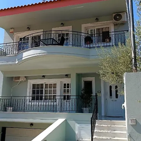 Ruby's House Apartamento Chalkís